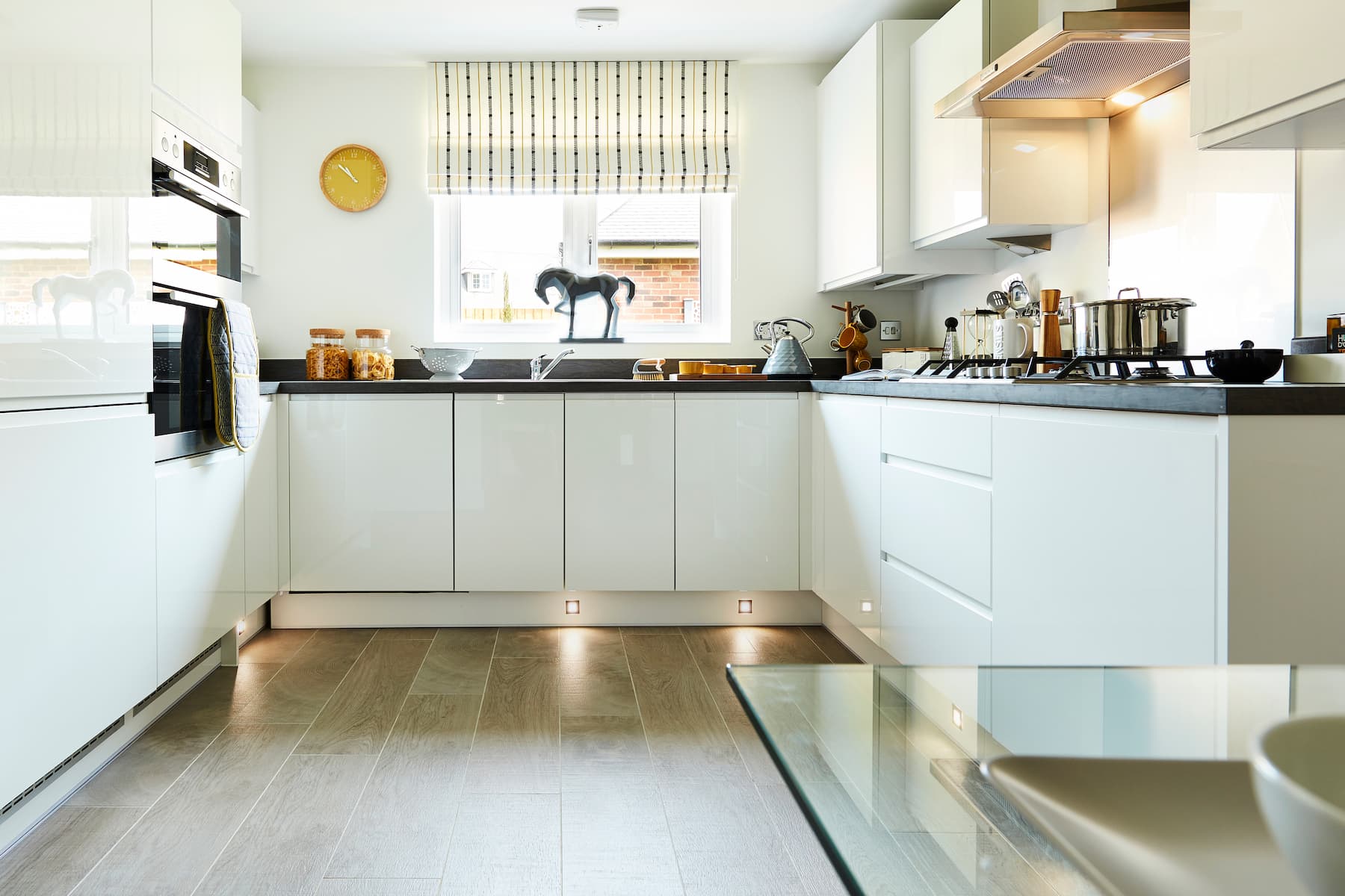 TW WL Abbey View FarnhamNT30ArdaleKitchenDining 2 1