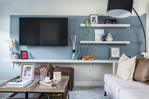 1 bedroom maisonette