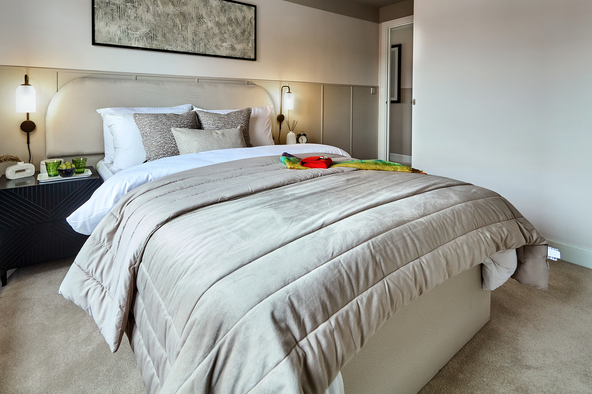 Second bedroom with plenty of space for a double bed