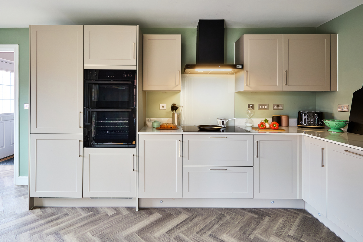 Large spacious kitchen perfect for socialising and entertaining