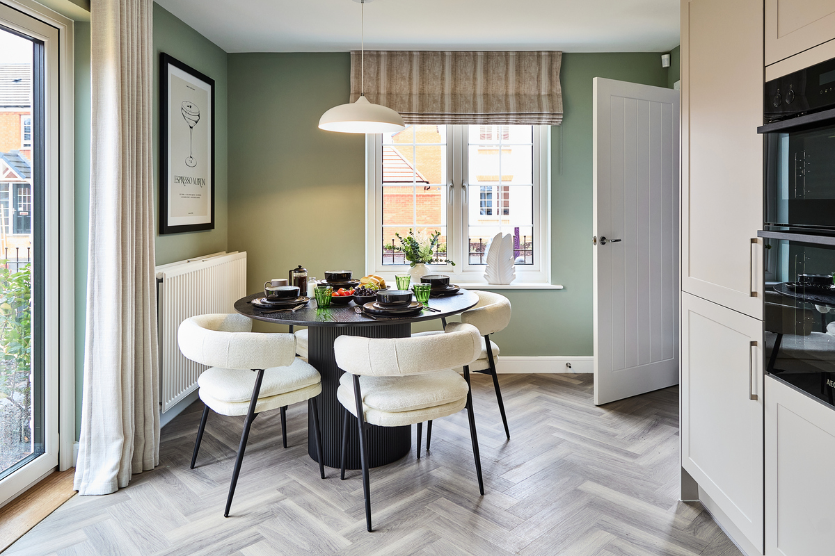 Open plan kitchen-dining area