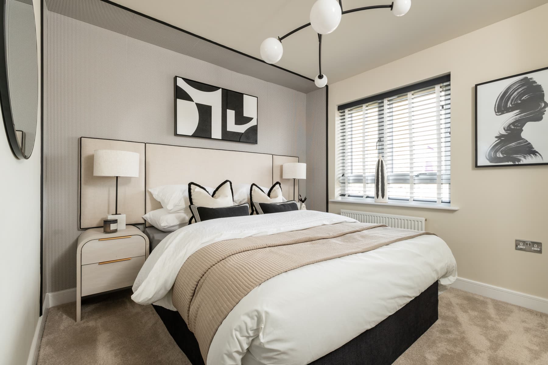 A generously sized bedroom 2