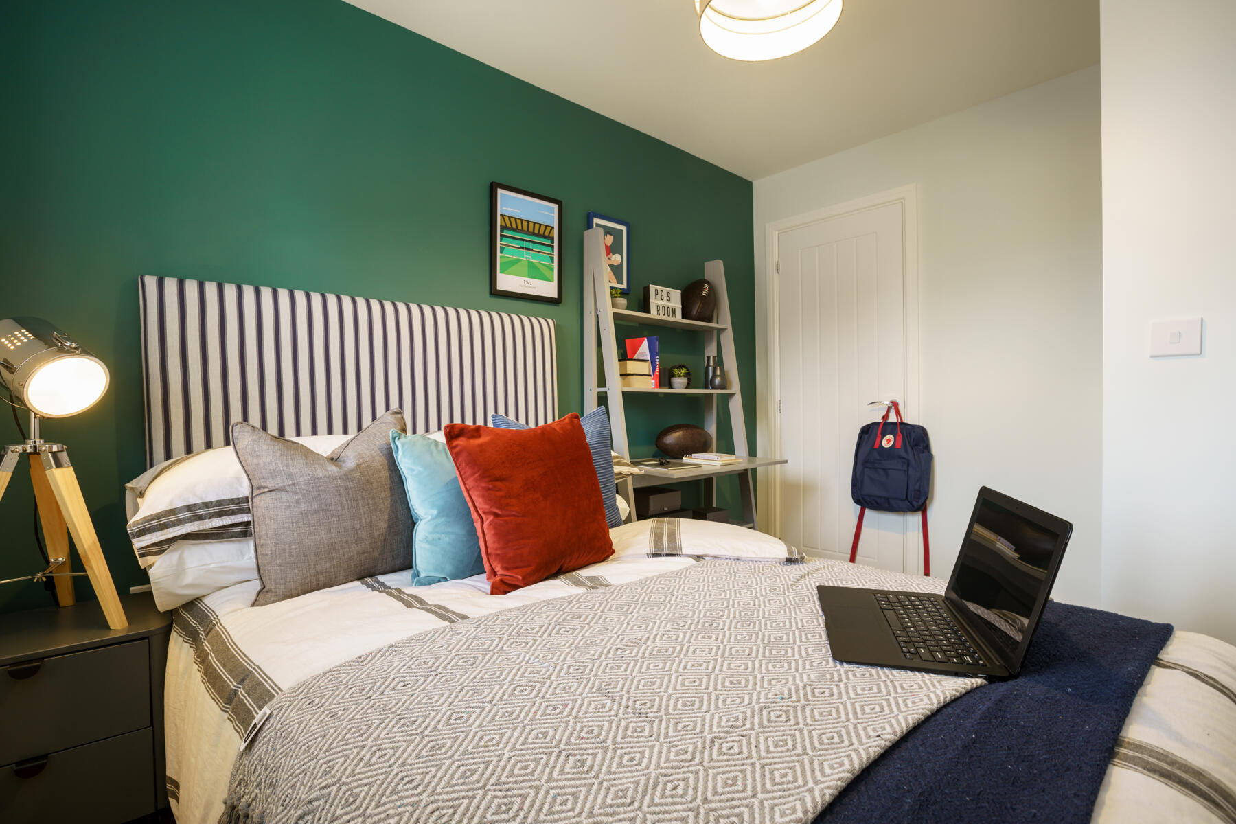 The Elliston bedroom 3