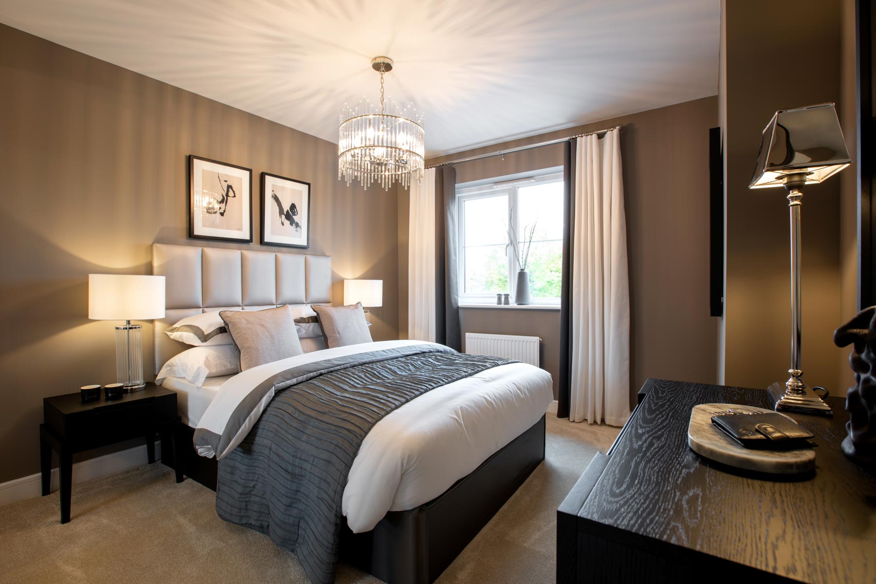 Give your guests house envy with a sumptuous guest bedroom 
