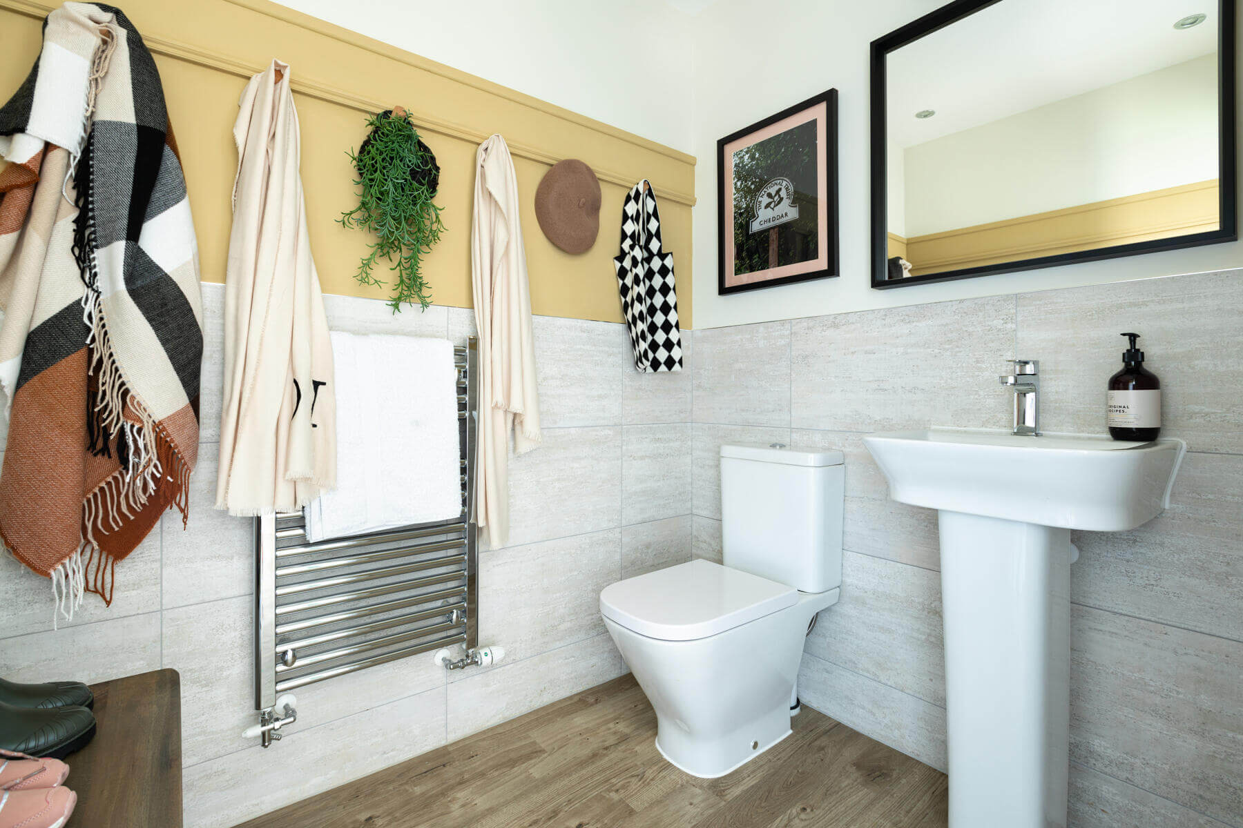 Cloakroom of the Trusdale