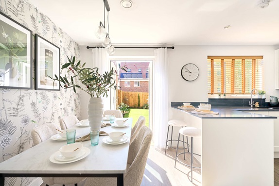 4 bedroom semi-detached
