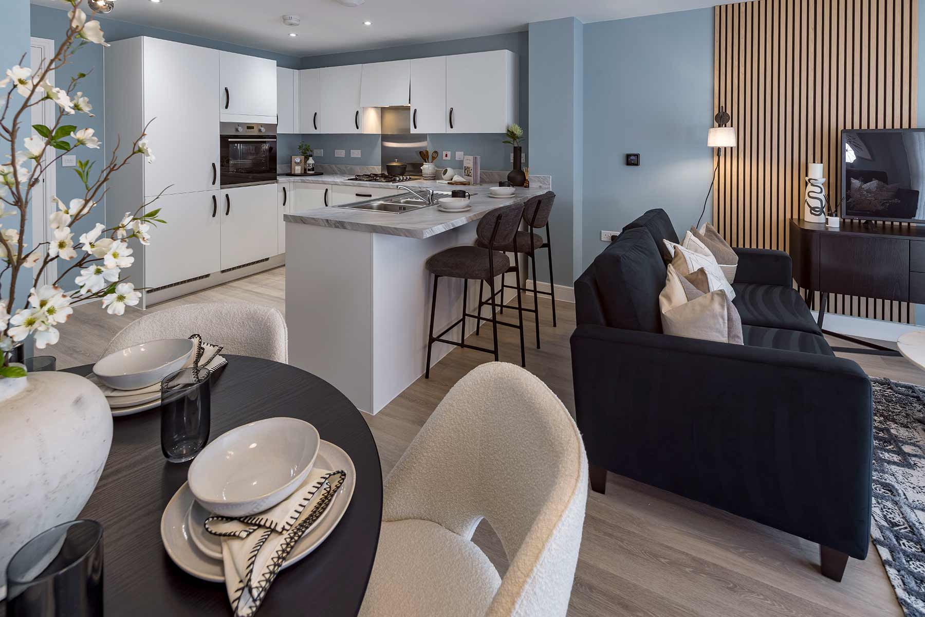 Kitchen Dining Area 1a