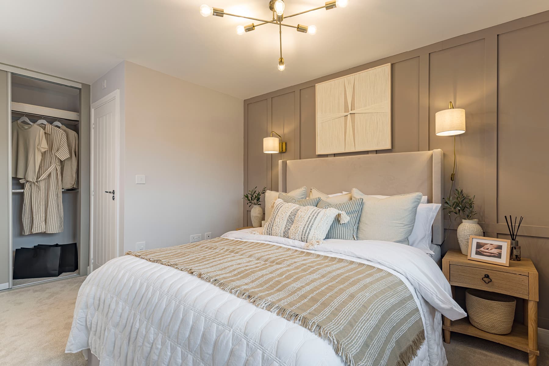 Bedroom 1a