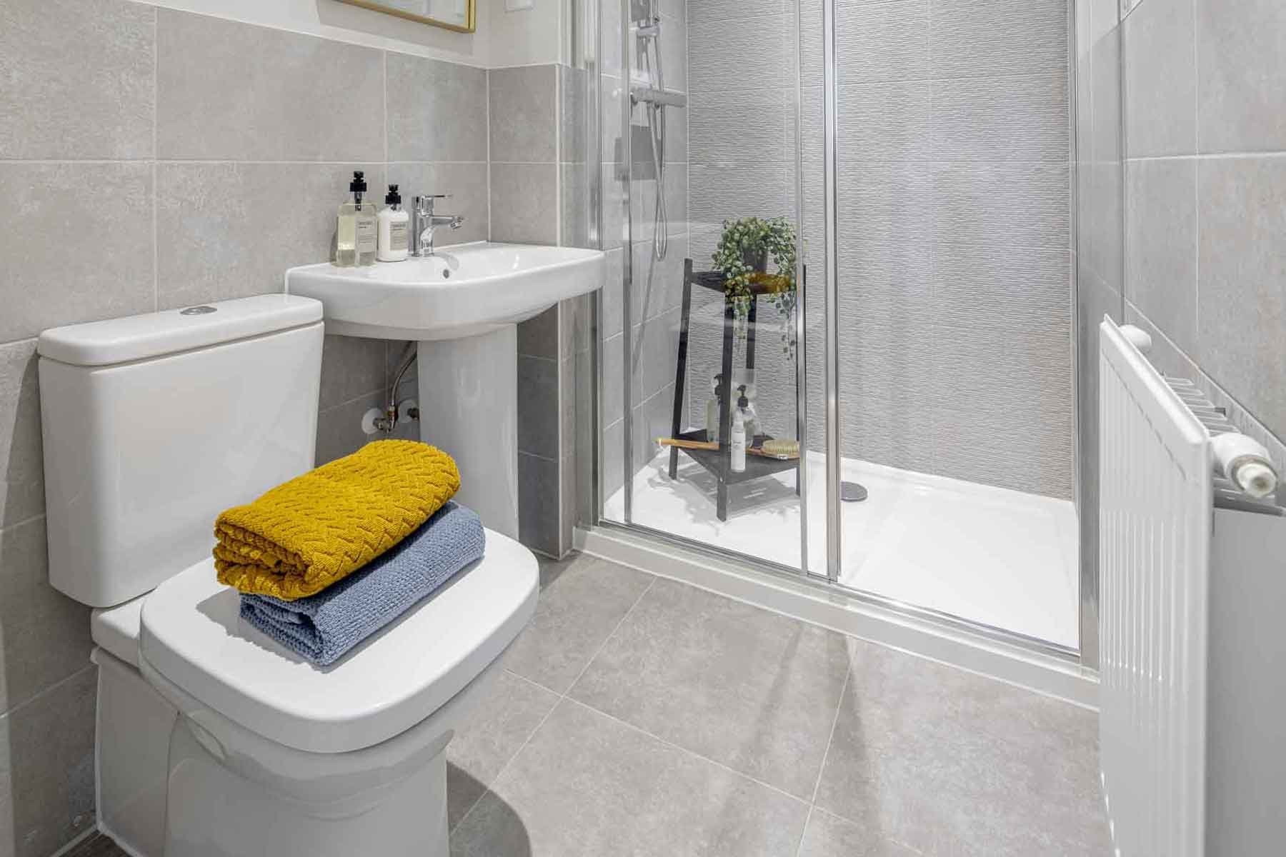 Bedroom 1 En Suite 1