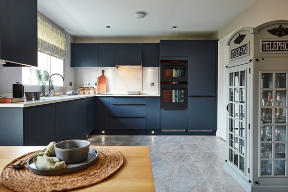4 bedroom semi-detached