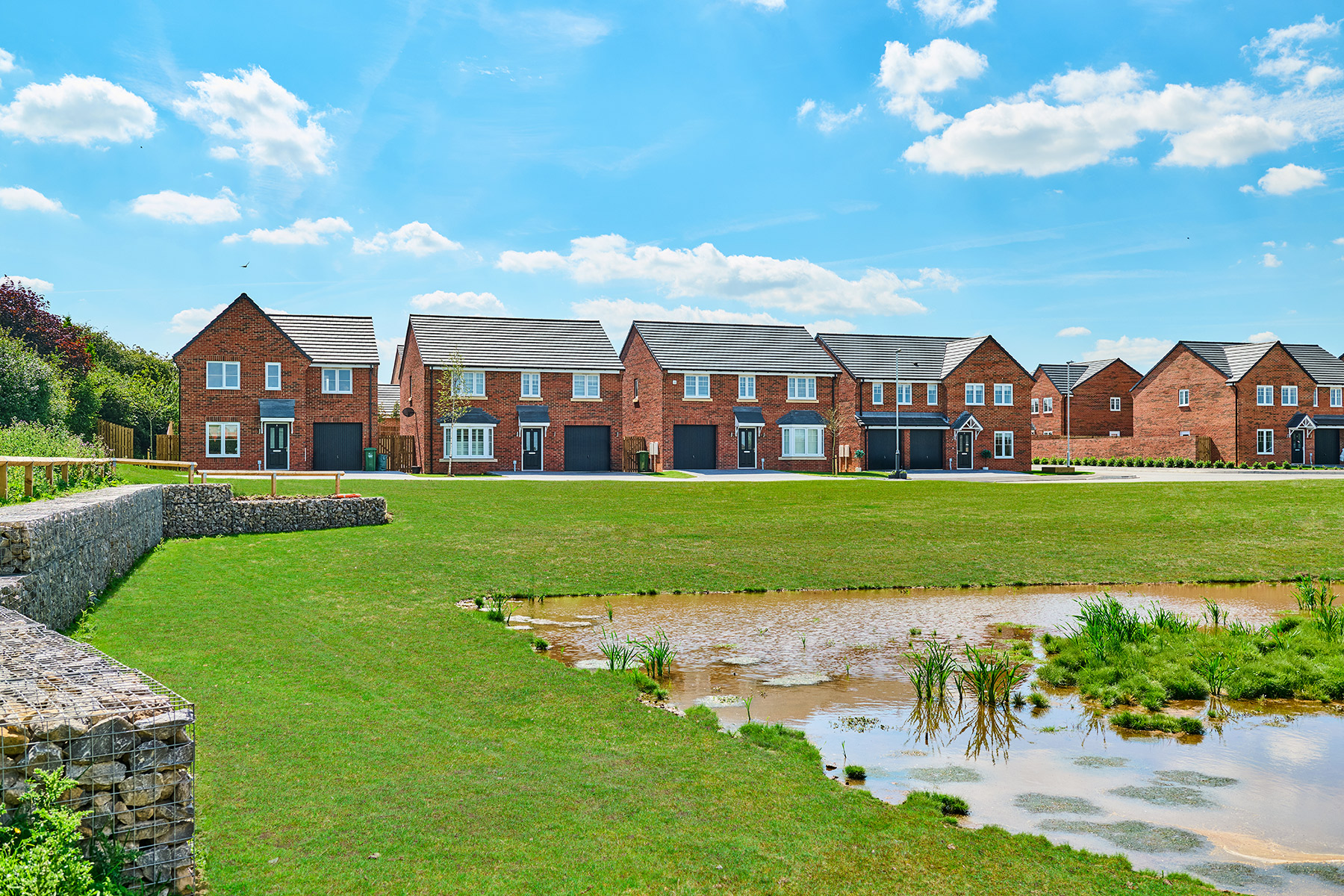 Oaklands Street Scene