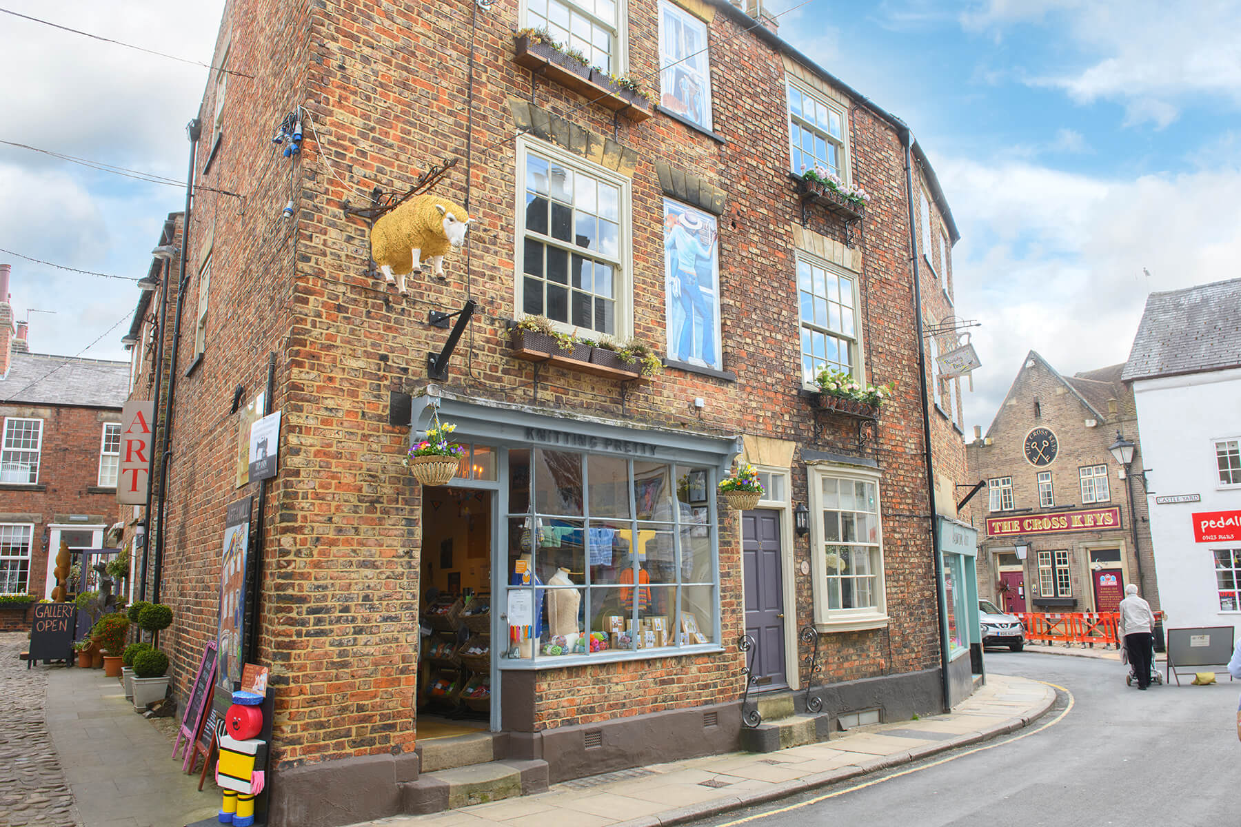 012 TWNY_GalleyHill_LocalArea_Knaresborough_TownCentre