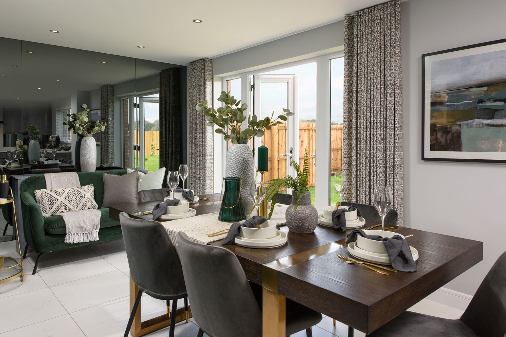 Stunning dining area 