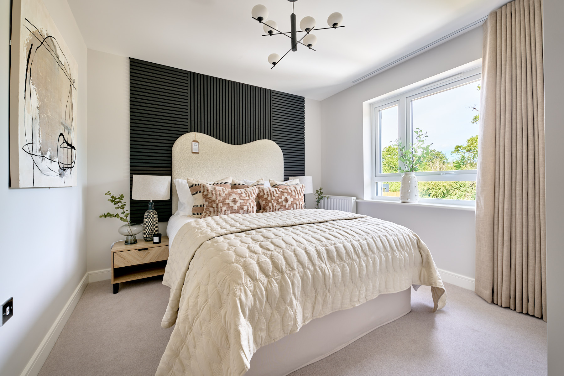 Main bedroom with ensuite shower