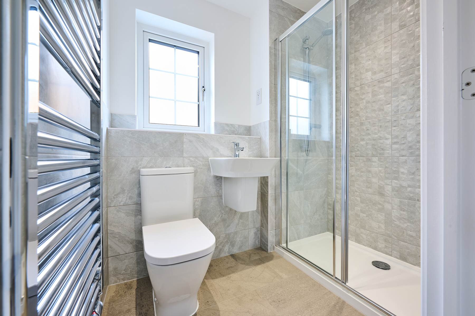 Your own en-suite with stylish tiles