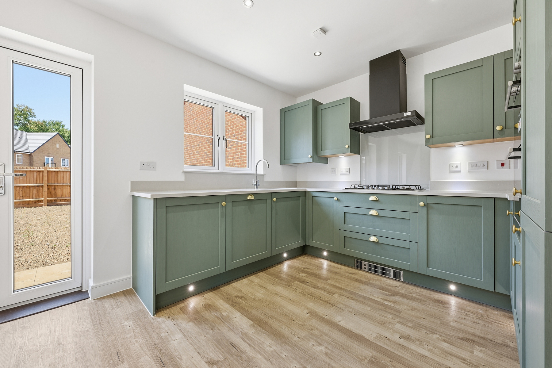 And integrated appliances and stunning hard flooring