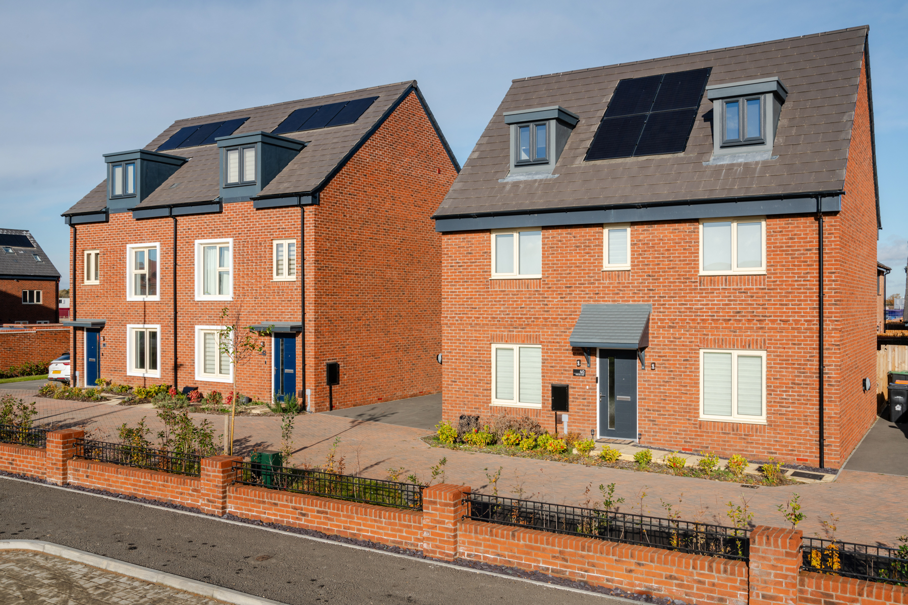 Attractive homes with energy efficient features