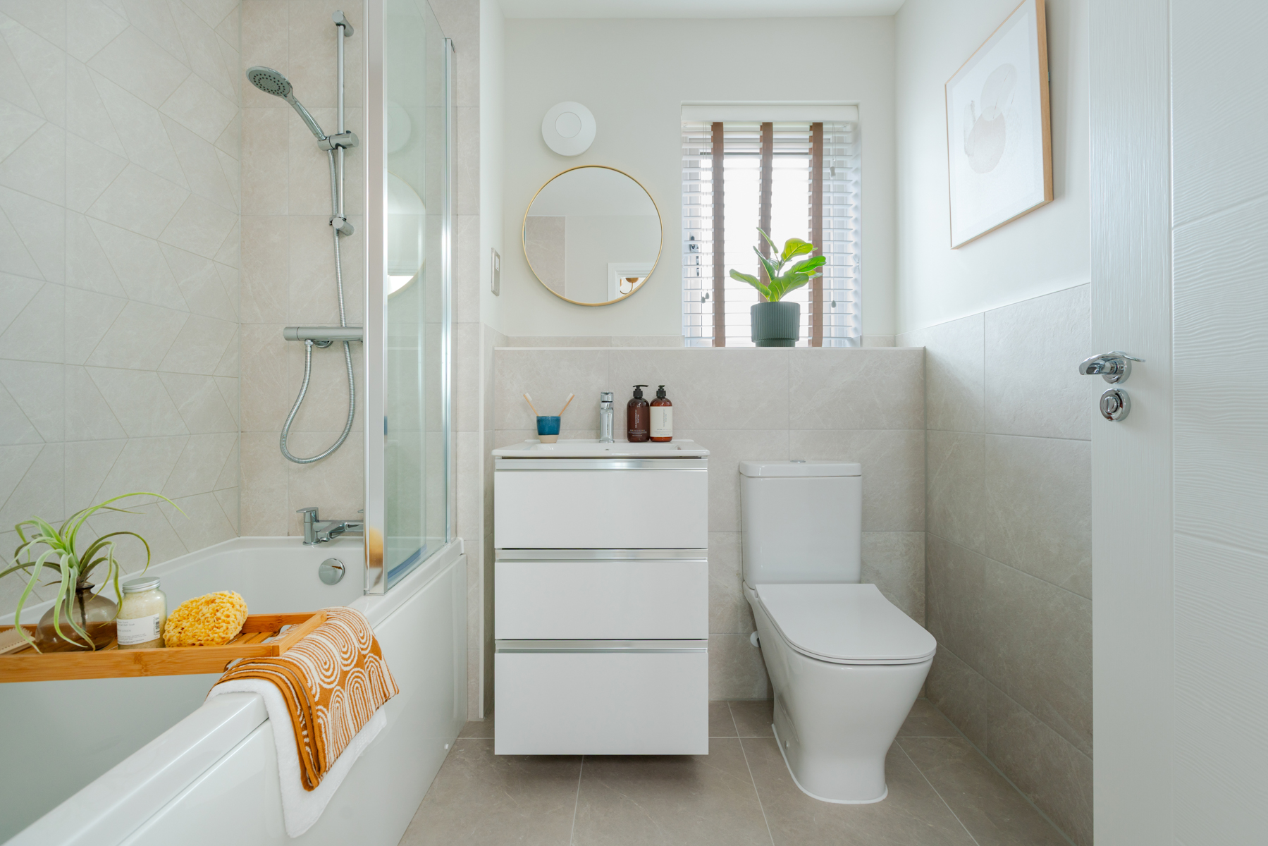 A contemporary family bathroom