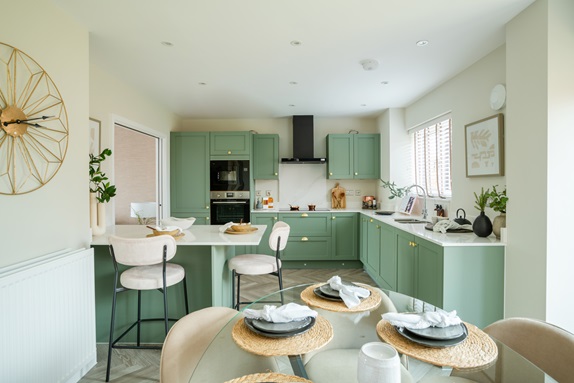 5 bedroom detached