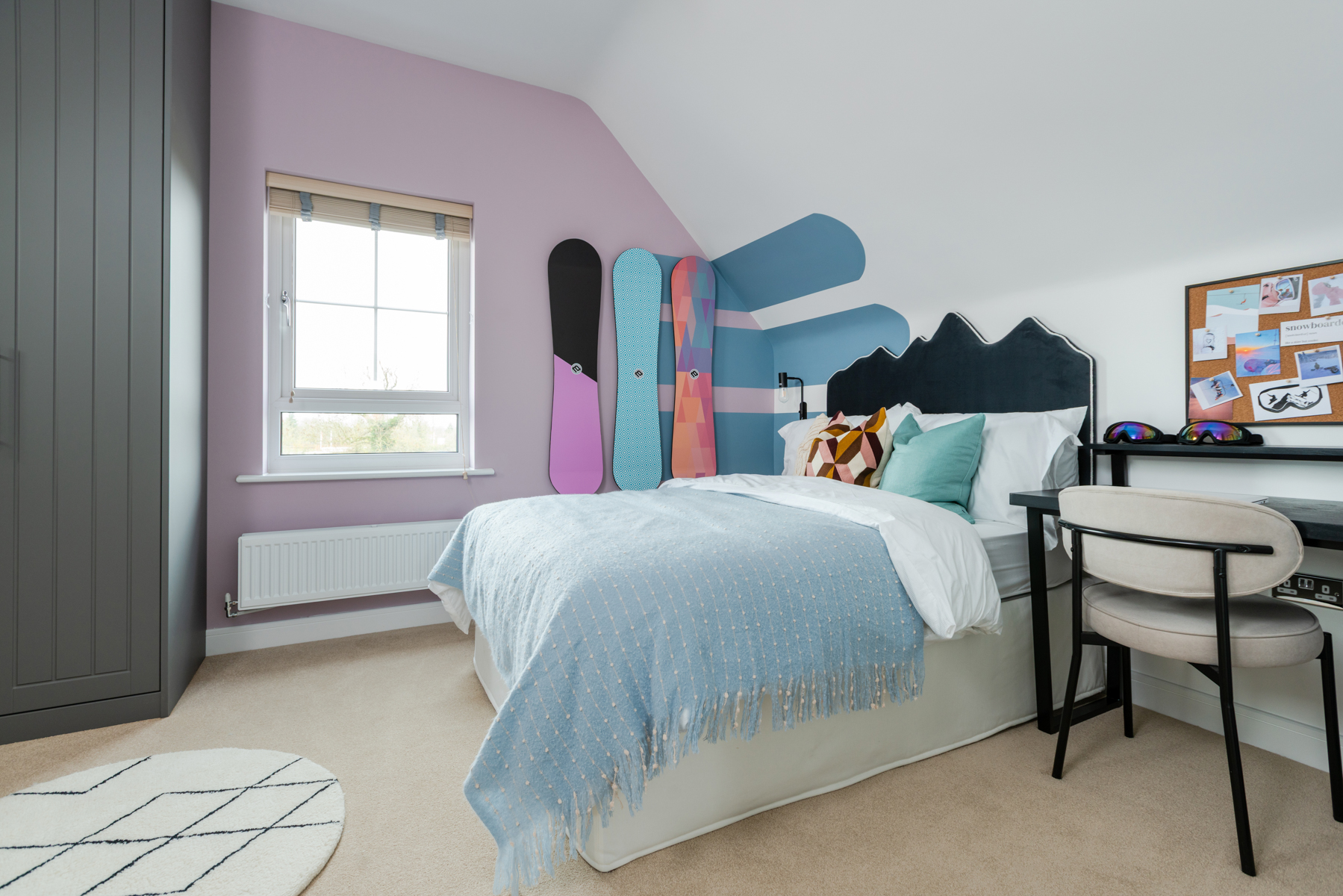 The 3rd bedroom is ideal for teenagers with it's generous size