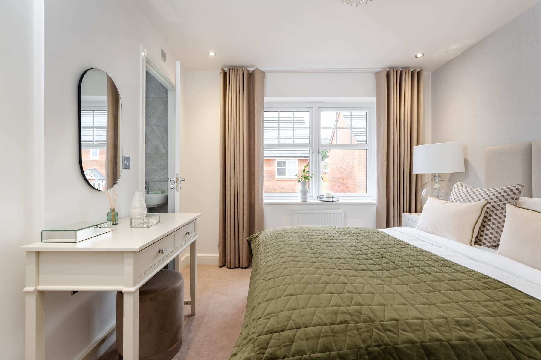 The Gosford Bedroom 1