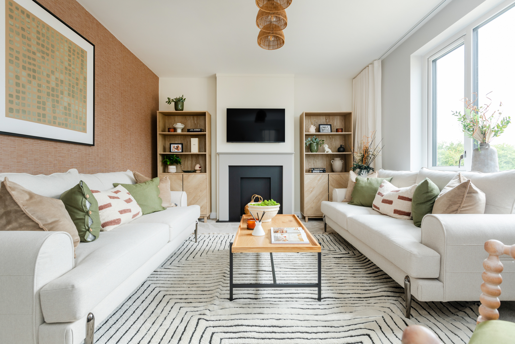 Cosy down in the lounge to the front