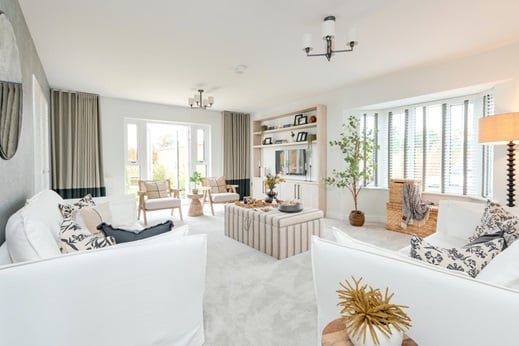 5 bedroom detached