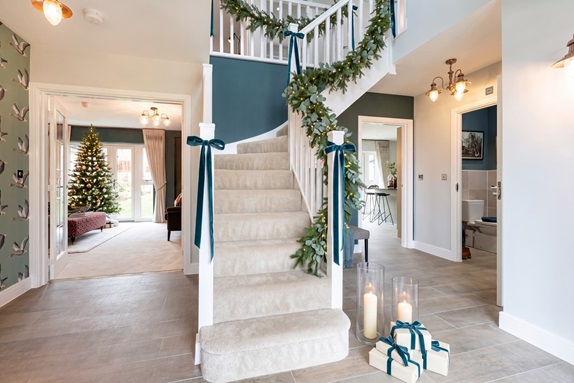 5 bedroom detached