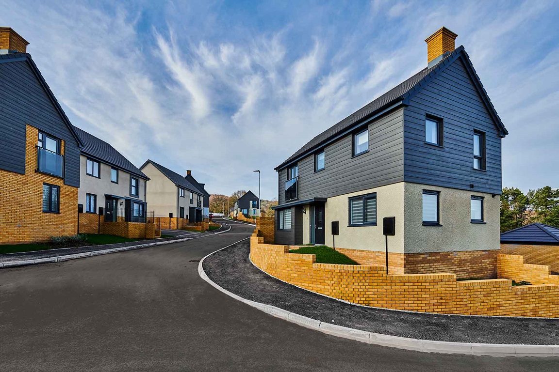 Edlogan Wharf street scene