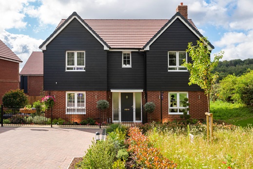 5 bedroom detached