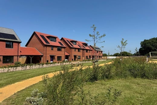 3 bedroom link detached