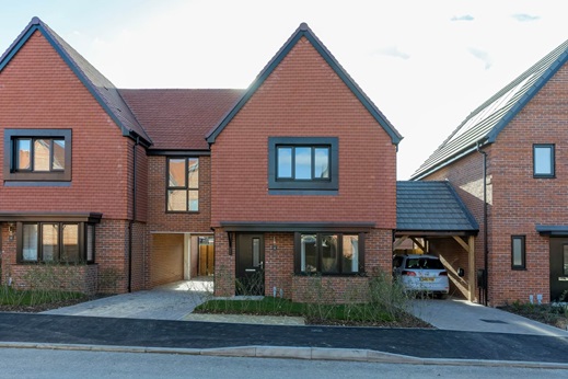 3 bedroom link detached