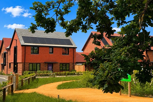 3 bedroom link detached