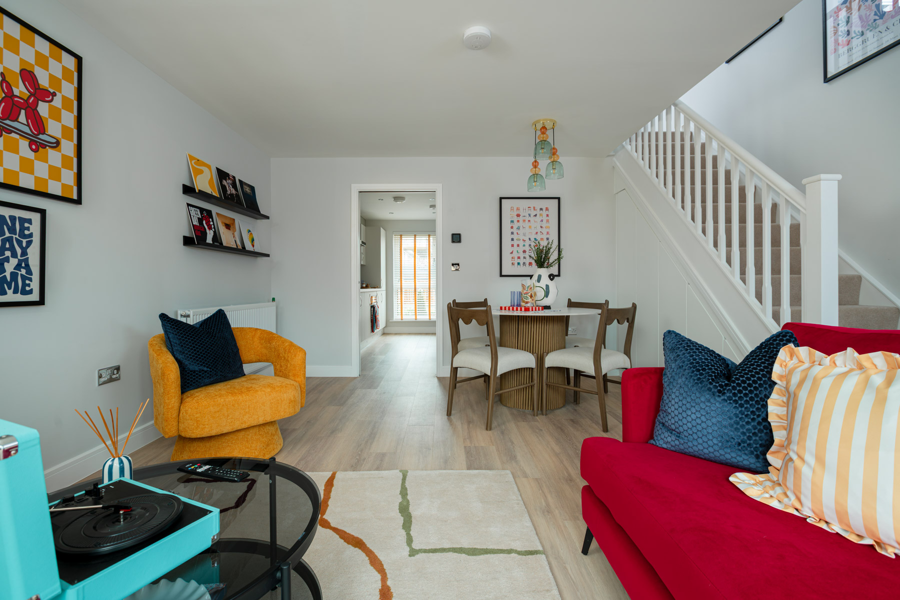 Open-plan living and dining area for relaxing and entertaining