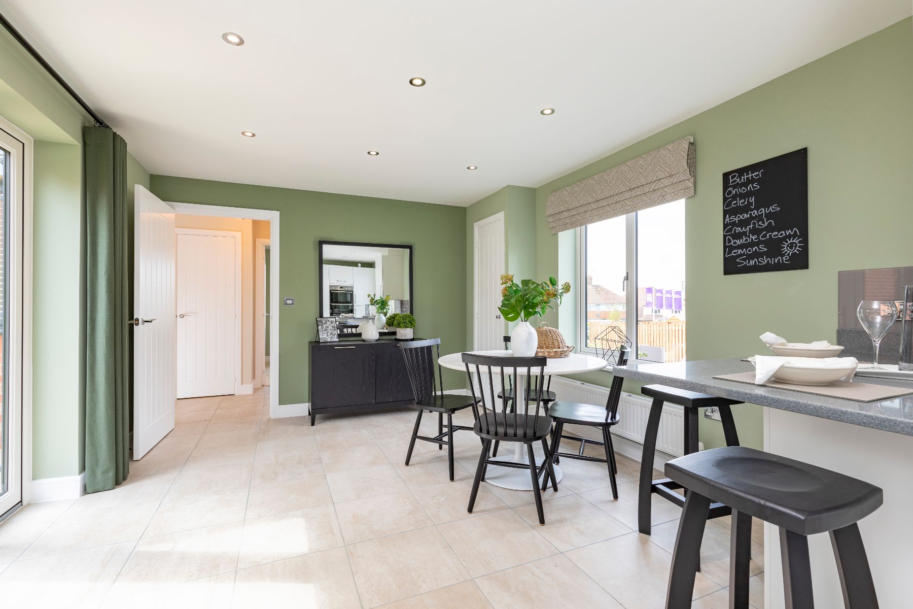 Kitchen/dining area