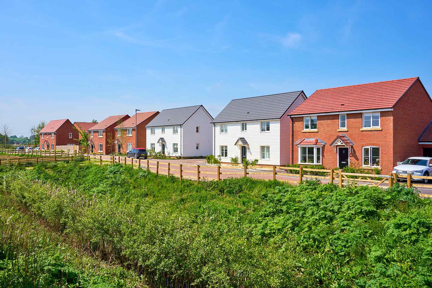 Typical street scene at Gillingham Lakes