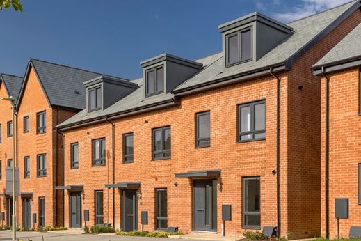 3 bedroom mid terrace