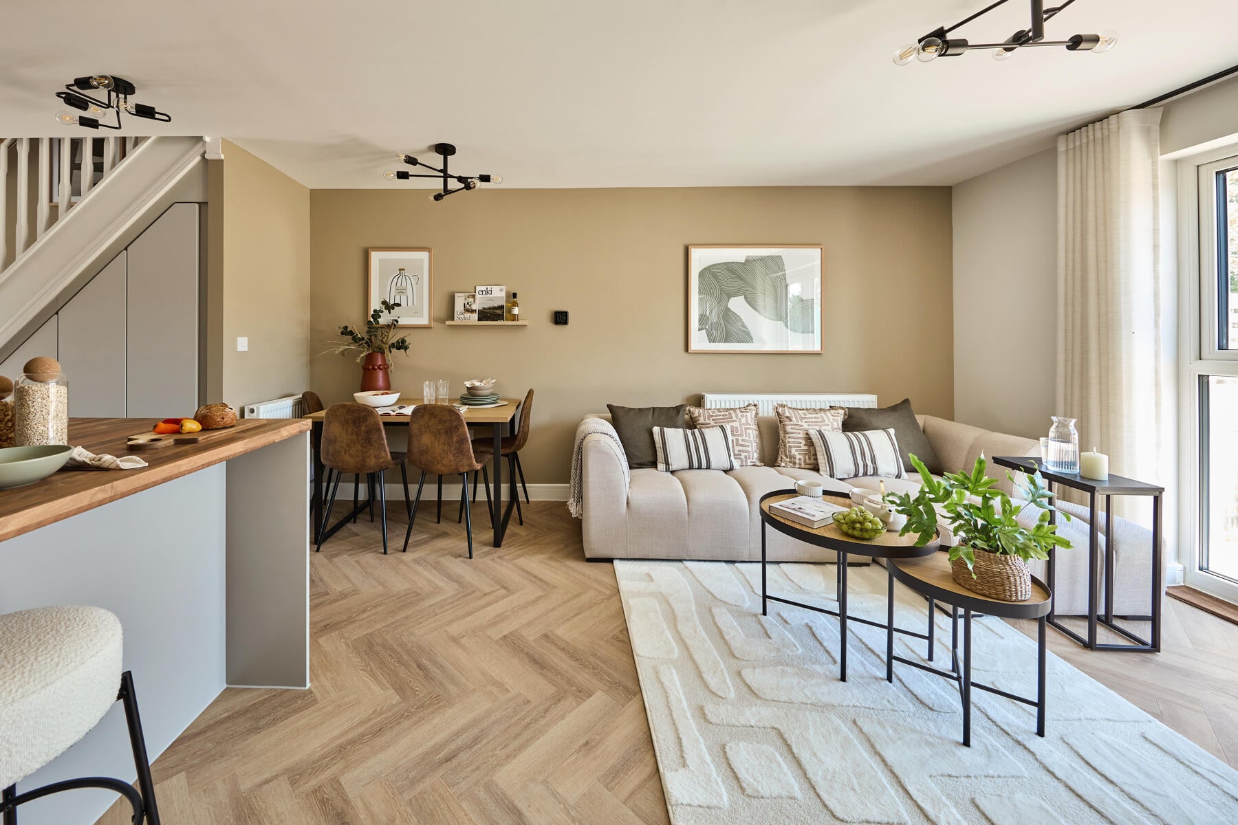 Living area - Ideal for socialising and entertaining