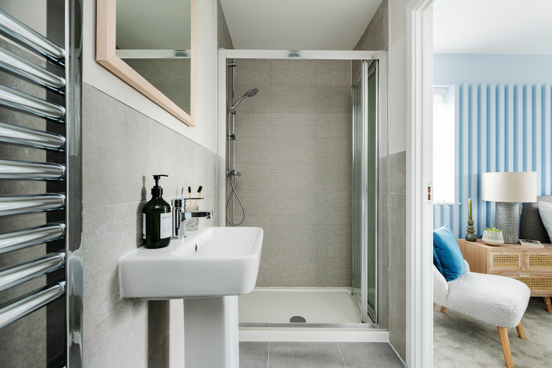 TW NE_Woodside Gardens_PT36_Easedale_Ensuite (1)