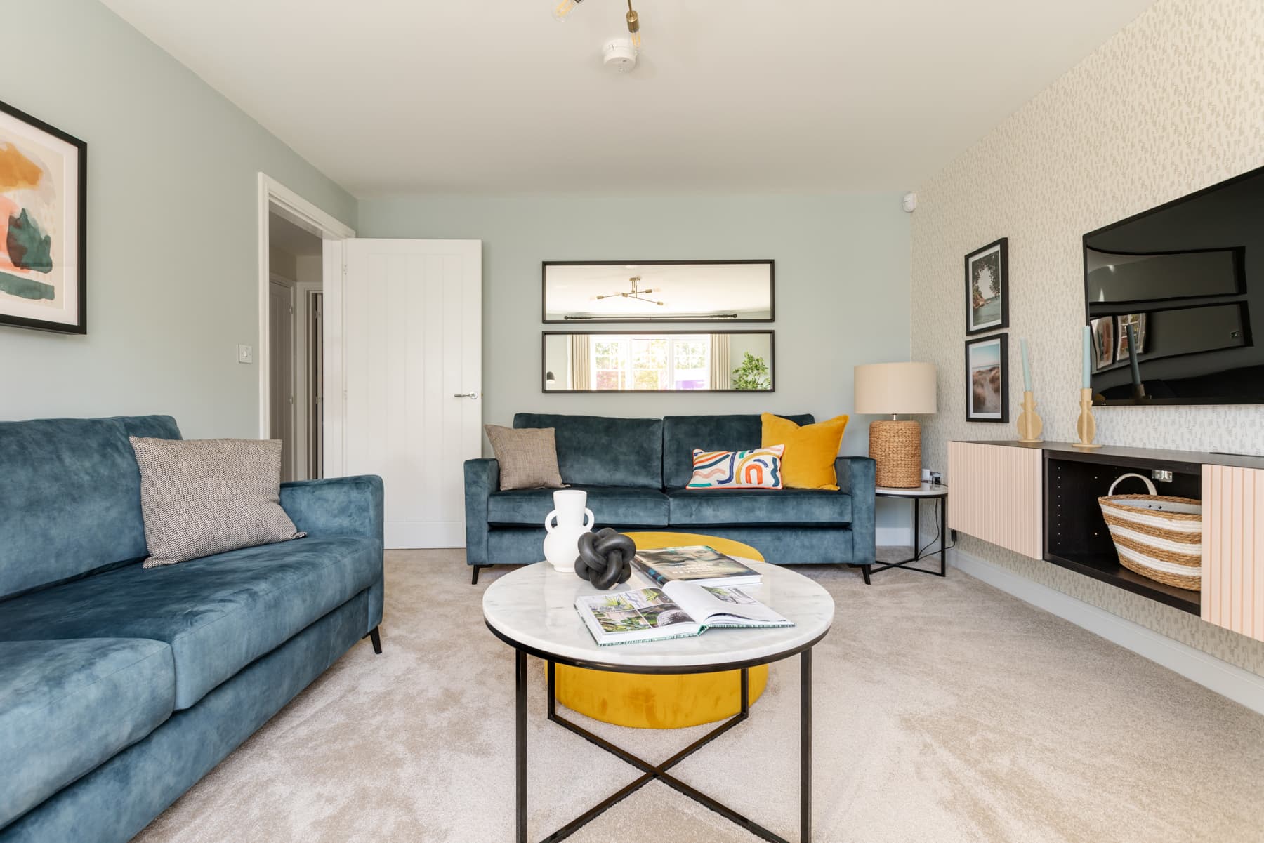 Living room 3