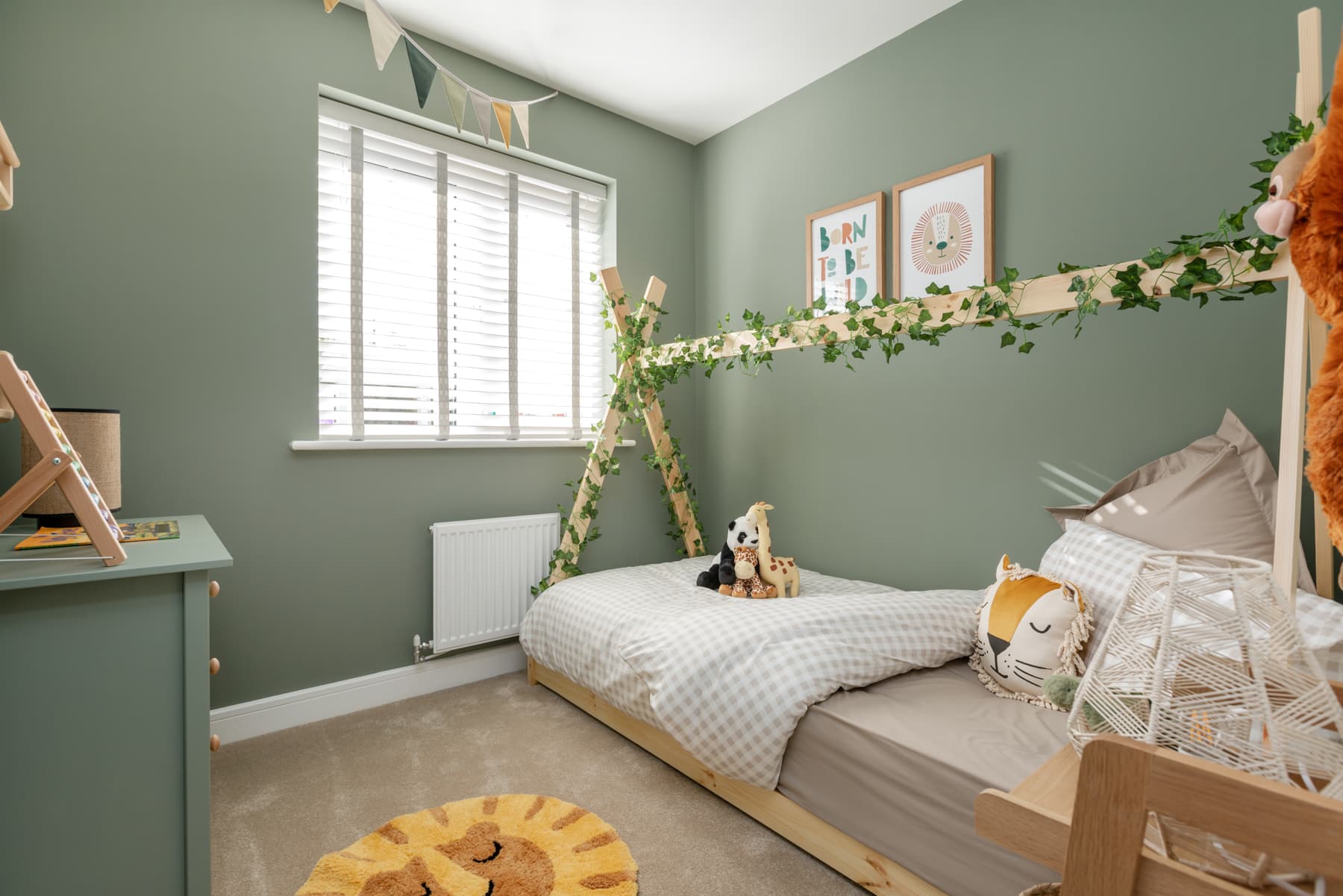bed 4