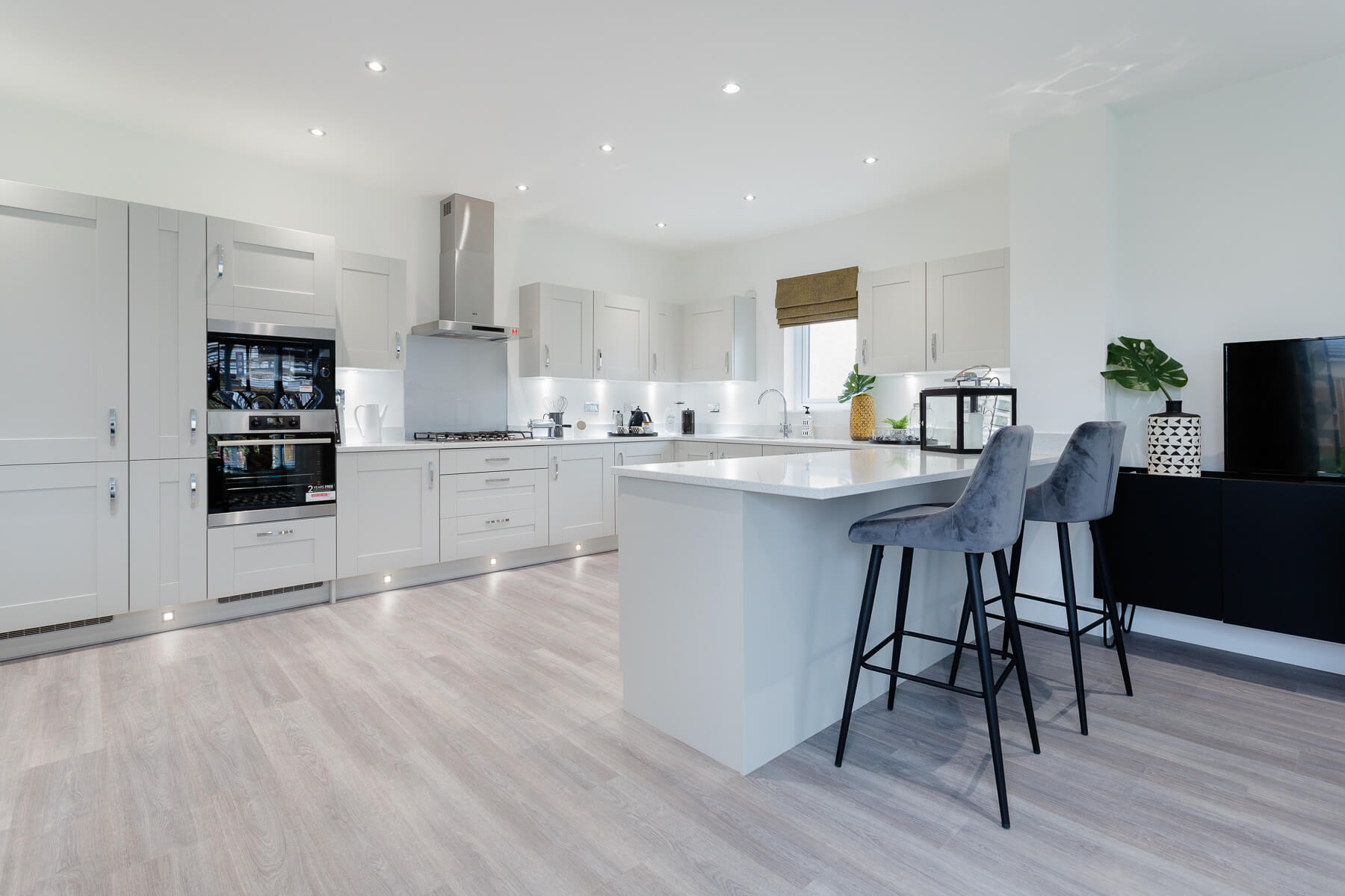 Taylor Wimpey The Buchanan kitchen