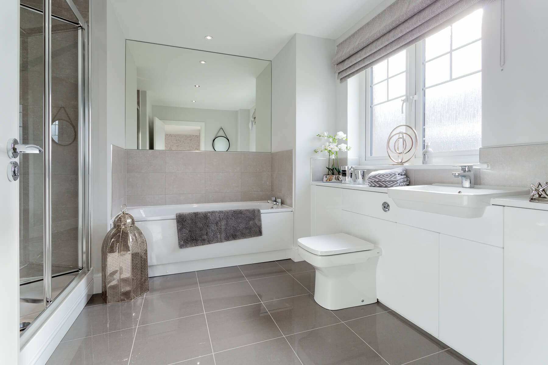 Taylor Wimpey the Buchanan en suite