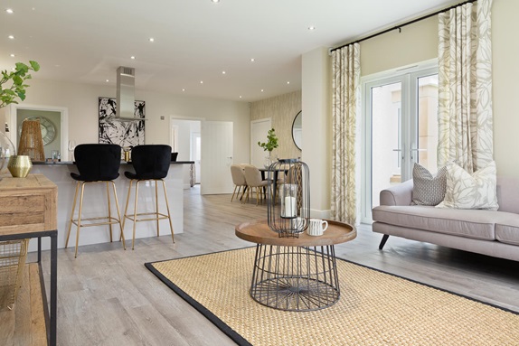 5 bedroom detached