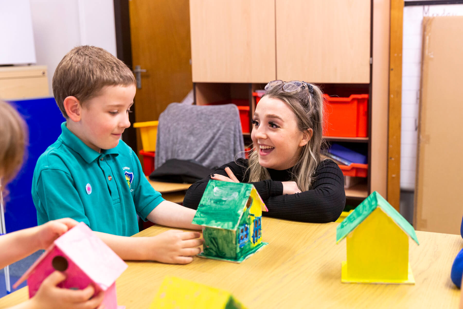Hillview Primary School birdbox competition Taylor Wimpey Barrhead Duncarnock