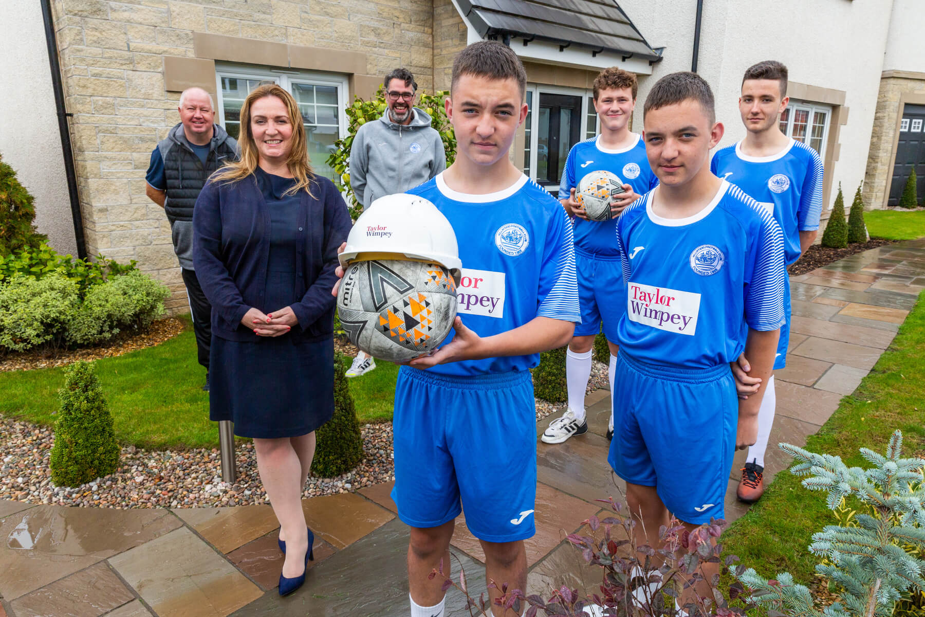 Taylor Wimpey donation to Hillwood Football Club