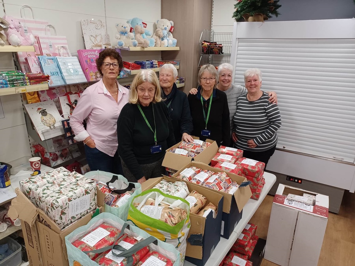 Friends at Broomfield Hospital - Christmas