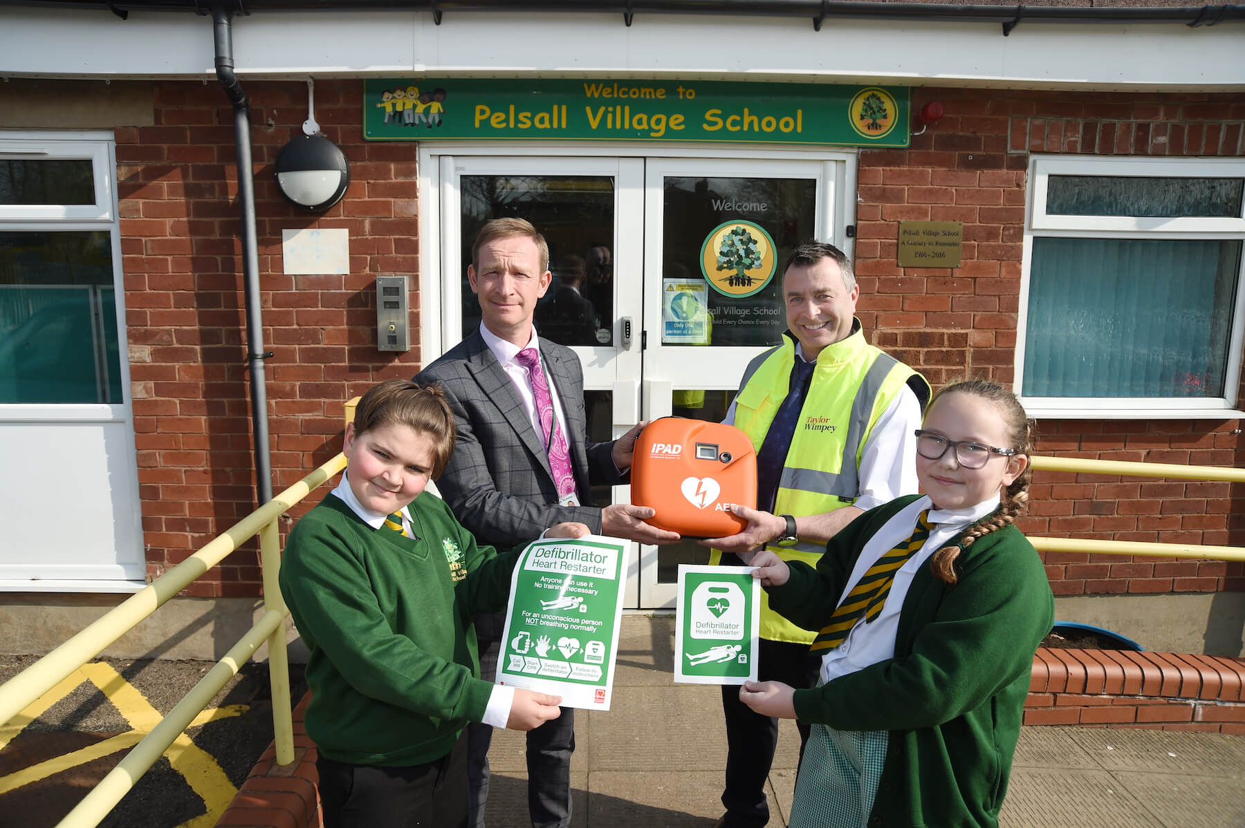 TWNM_Pelsall defib_hero