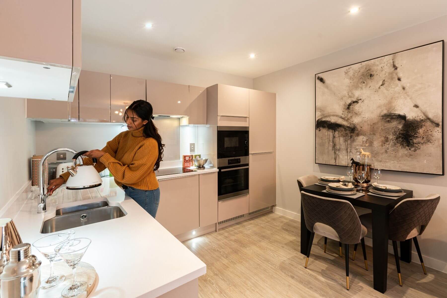 Taylor Wimpey apartment kitchen