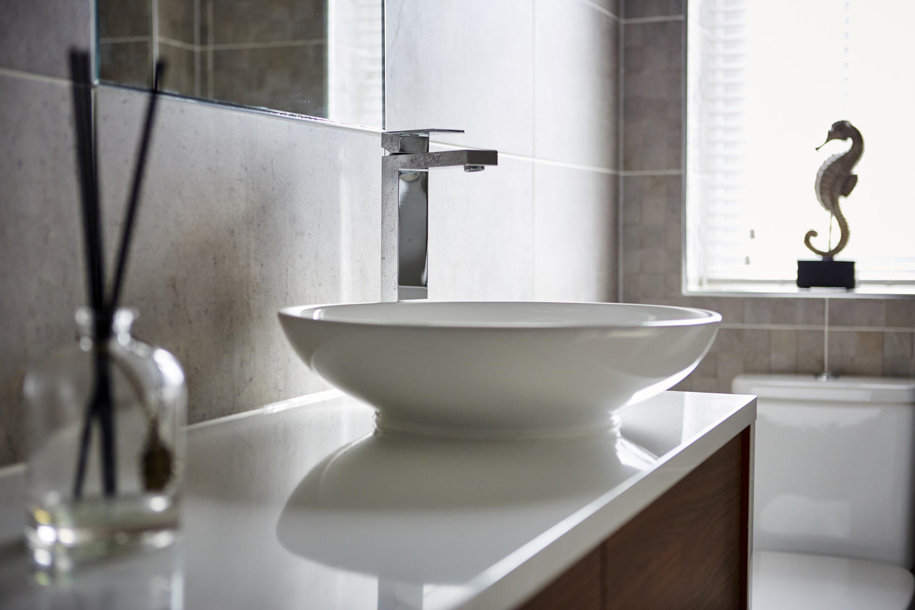 Bathroom sink